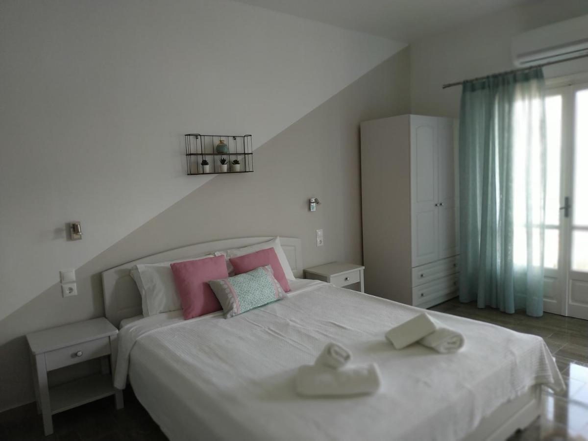 Theodora Rooms Poros Town Exterior foto
